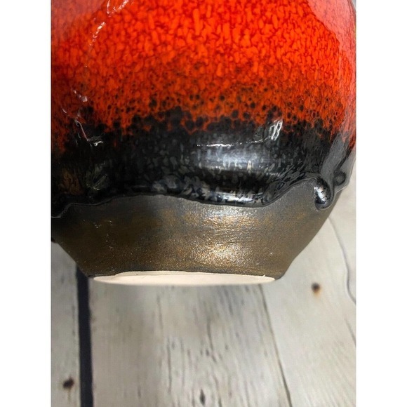 Crate & Barrel Pomegranate Table Decor, red Color, 5" x 4 1/4 - Picture 4 of 4